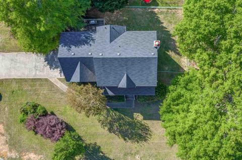 401 Ryan Cir, Winder, GA 30680 photo 5