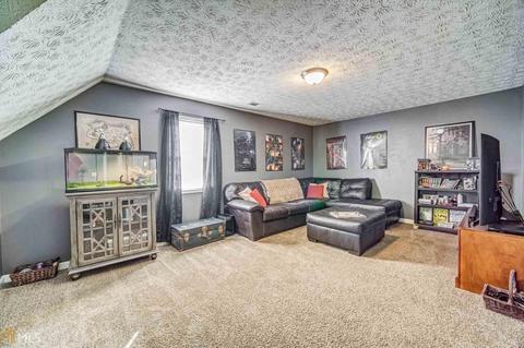 401 Ryan Cir, Winder, GA 30680 photo 6