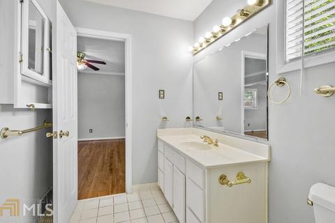 1282 Morrow Rd, Morrow, GA 30260 photo 16