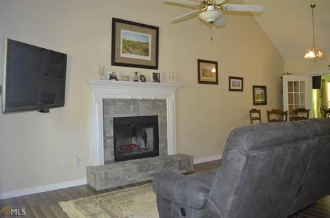 121 Apache Pointe Dr, Senoia, GA 30276 photo 6