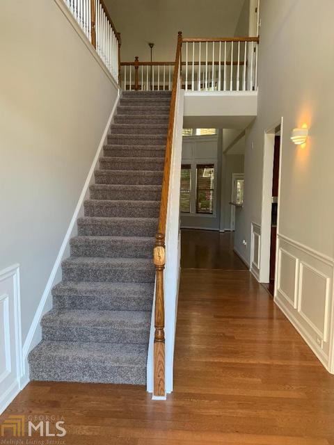518 Waterfall Dr, Canton, GA 30114 photo 2