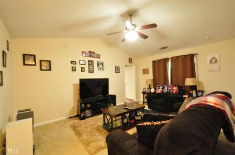 68 Nantucket Dr, Lagrange, GA 30241 photo 2