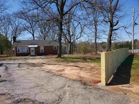 5405 Phillips Dr, Morrow, GA 30260 photo 3