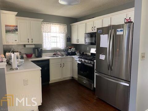 11075 Knotty Pine Pl, Hampton, GA 30228 photo 2