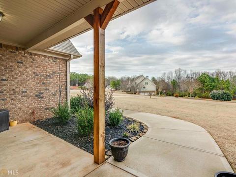 42 Windsor Ct, Williamson, GA 30292 photo 2