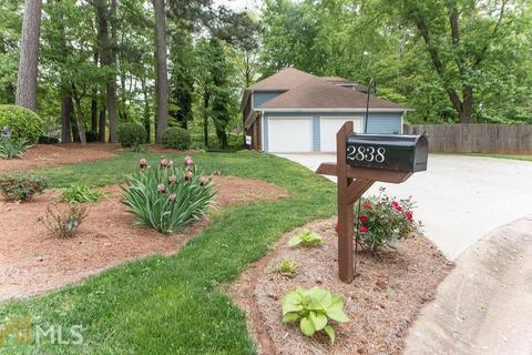 2838 Baronet Ct, Duluth, GA 30096 photo 2