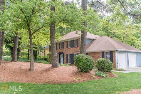 2838 Baronet Ct, Duluth, GA 30096 photo 5