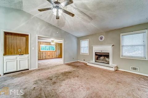 6772 Doublegate Ln, Rex, GA 30273 photo 5