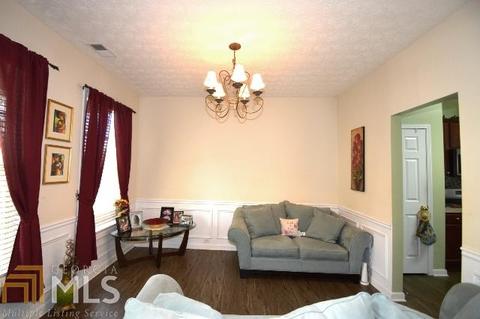 1048 Maple Leaf Dr, Mcdonough, GA 30253 photo 3