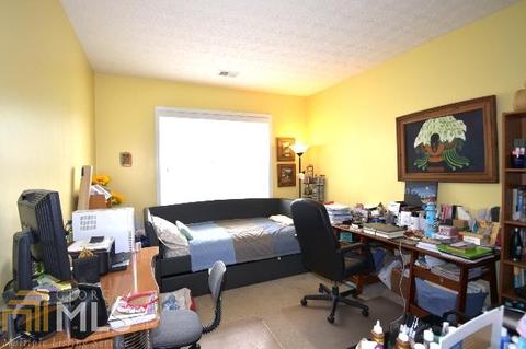 1048 Maple Leaf Dr, Mcdonough, GA 30253 photo 9