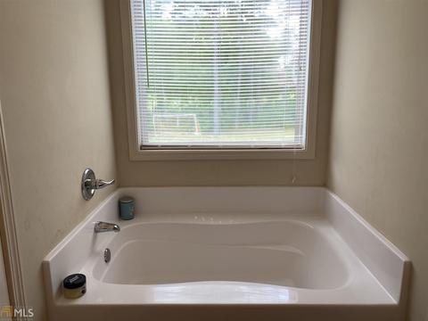364 Brittany Pointe Dr, Colbert, GA 30628 photo 8