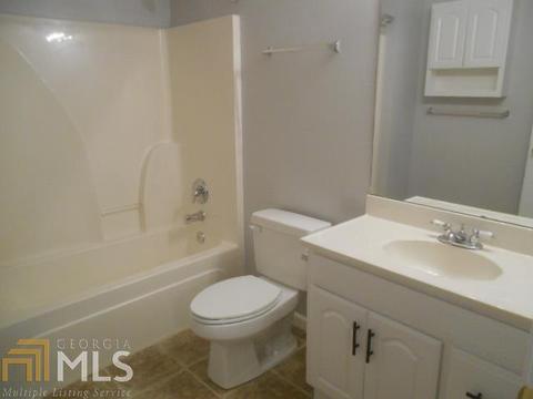 131 Easy St, Dublin, GA 31021 photo 11