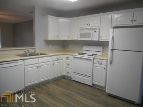 131 Easy St, Dublin, GA 31021 photo 5
