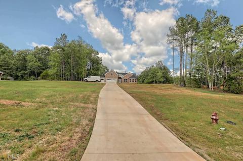 174 Tabitha Page Ln, Toccoa, GA 30577 photo 3