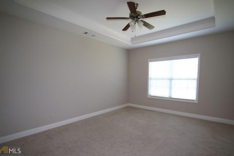 303 Phipps Dr, Lagrange, GA 30241 photo 8