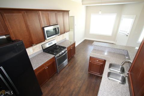 303 Phipps Dr, Lagrange, GA 30241 photo 6
