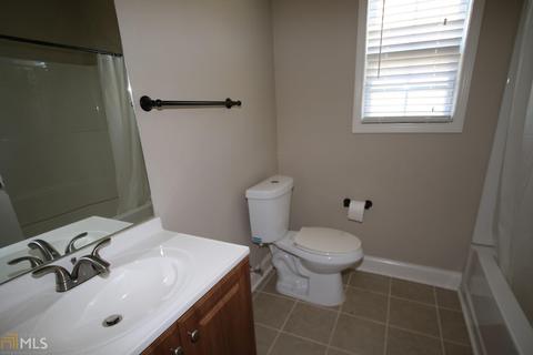 303 Phipps Dr, Lagrange, GA 30241 photo 20