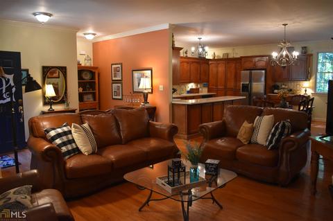 231 E Lane Cir, Lagrange, GA 30240 photo 8