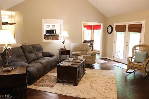 109 Highland Pointe Dr, Lagrange, GA 30240 photo 5