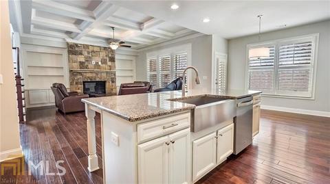 3217 Sweetleaf Ln, Buford, GA 30519 photo 3