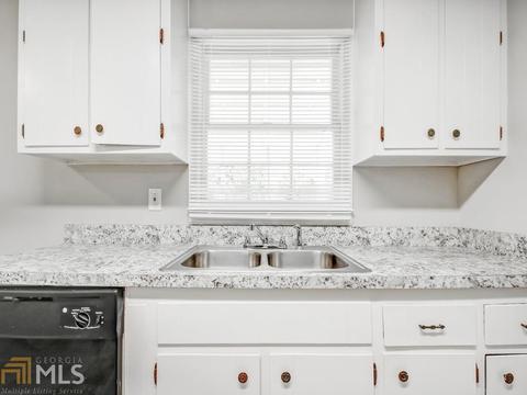 6394 Veracruse Dr, Morrow, GA 30260 photo 13