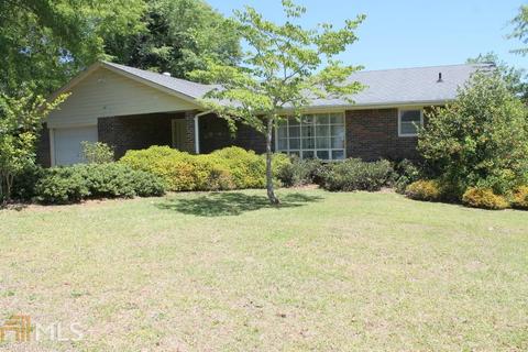 45 Nancy St, Toccoa, GA 30577 photo 4