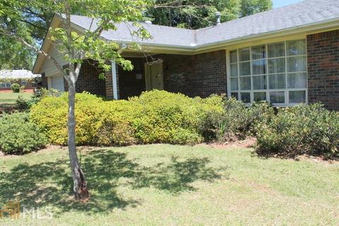 45 Nancy St, Toccoa, GA 30577 photo 2