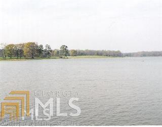 105 Waters Edge Dr, Covington, GA 30014 photo 1