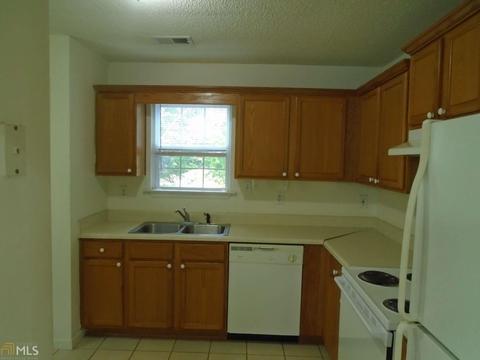 1481 Towne Square Ter, Athens, GA 30607 photo 8