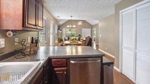 208 Millstone Dr, Commerce, GA 30530 photo 9