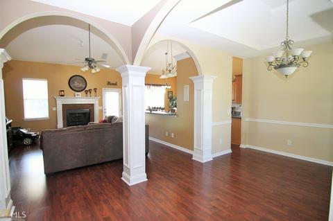 105 Dovecot Dr, Warner Robins, GA 31088 photo 3