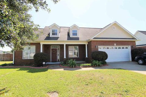 105 Dovecot Dr, Warner Robins, GA 31088 photo 2