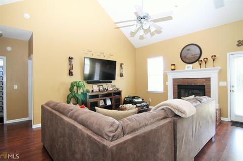 105 Dovecot Dr, Warner Robins, GA 31088 photo 10