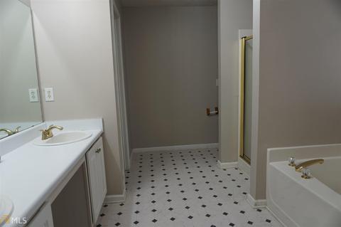 10640 Wimbelton Ct, Hampton, GA 30228 photo 21