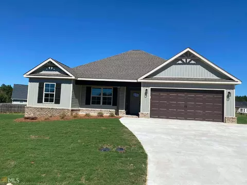 127 Locks Heath Ct, Perry, GA 31069 photo 1