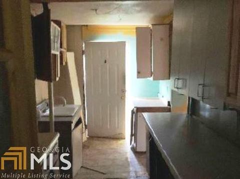 407 Springview Dr, Griffin, GA 30223 photo 2