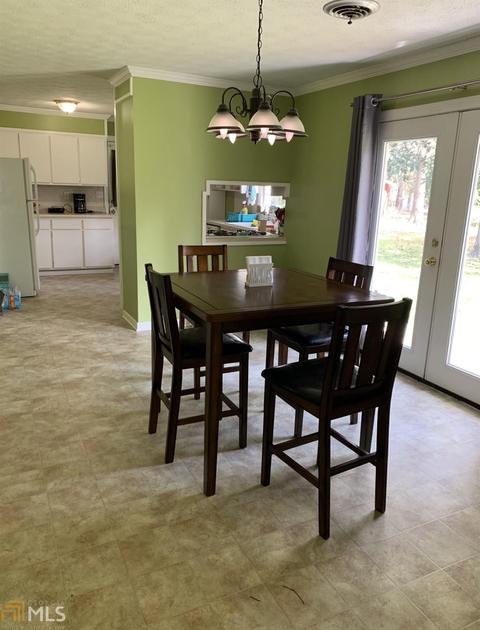 211 Pinehurst Dr, Dublin, GA 31021 photo 9