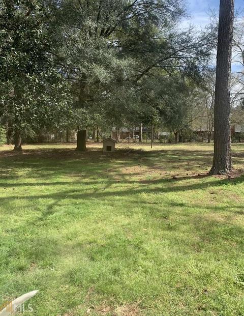 211 Pinehurst Dr, Dublin, GA 31021 photo 3