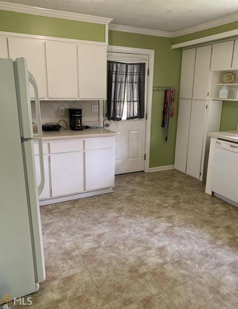 211 Pinehurst Dr, Dublin, GA 31021 photo 6