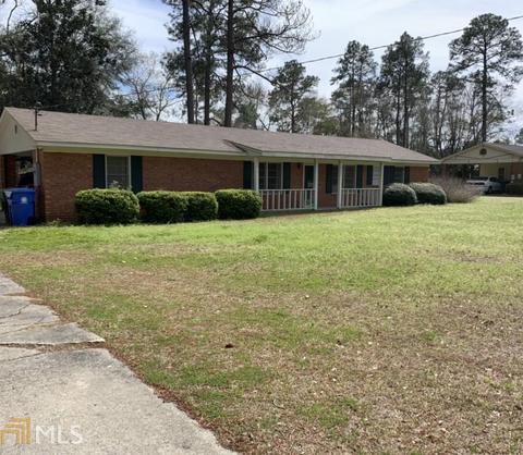 211 Pinehurst Dr, Dublin, GA 31021 photo 2
