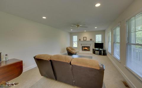 125 Chase Summit Ln, Cornelia, GA 30531 photo 6