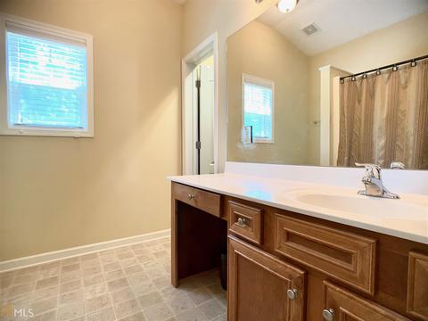137 Edgemont Ct, Lagrange, GA 30241 photo 9