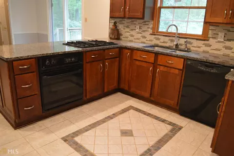 259 Heaton Rd, Covington, GA 30016 photo 5
