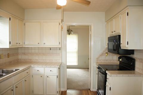 220 Avondale Dr, Lagrange, GA 30241 photo 17