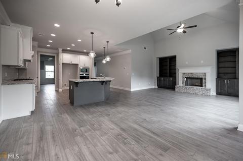 632 Fleeting Ct, Monroe, GA 30655 photo 5