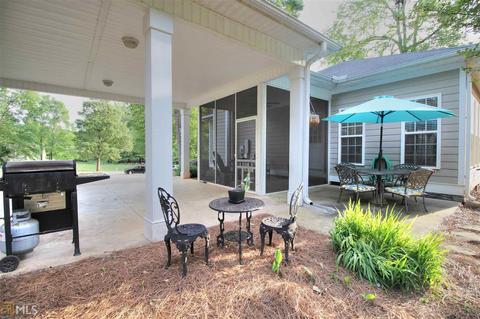 104 Copper Creek Dr, Lagrange, GA 30240 photo 3