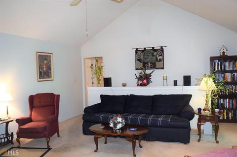 652 Watson, Toccoa, GA 30577 photo 4