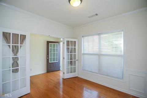 1933 Executive Dr, Duluth, GA 30096 photo 4