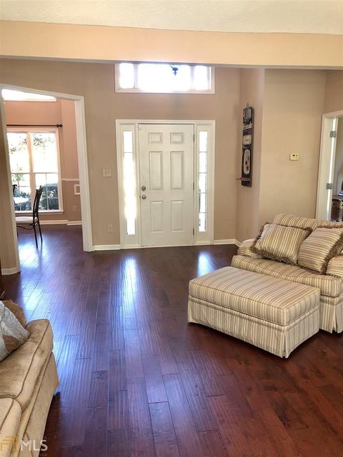 110 Richmond Dr, Lagrange, GA 30240 photo 6