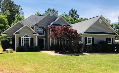 110 Richmond Dr, Lagrange, GA 30240 photo 1